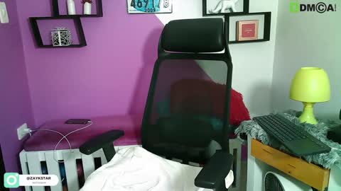 0cloud_white0 Chaturbate show on 20220618