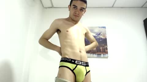 0neboyxx Chaturbate show on 20220418