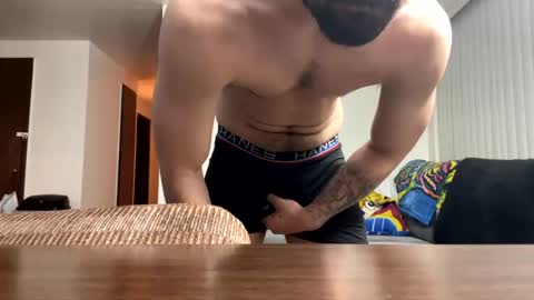 0pt1ional95 Chaturbate show on 20240125