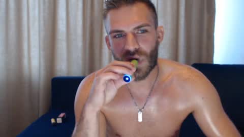 10in_deluxe Chaturbate show on 20211020