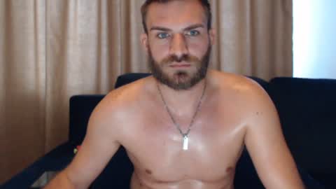 10in_deluxe Chaturbate show on 20211205
