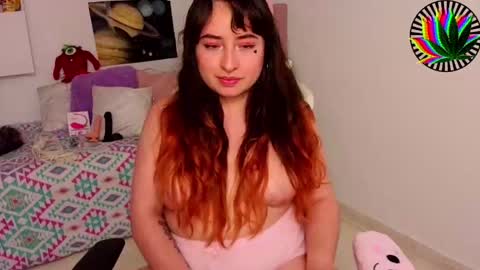 111lucygrim111 Chaturbate show on 20211016