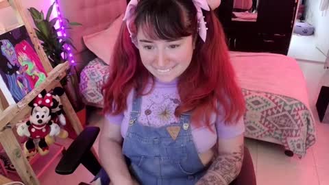 111lucygrim111 Chaturbate show on 20220825