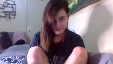 11little_sparrow11 Chaturbate show on 20220320
