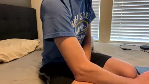 19yearoldtwink43 Chaturbate show on 20211215