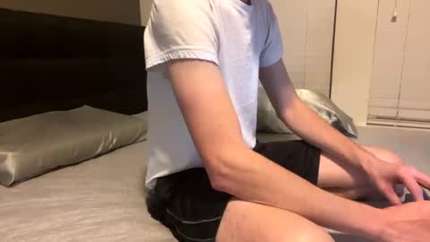 19yearoldtwink43 Chaturbate show on 20220115
