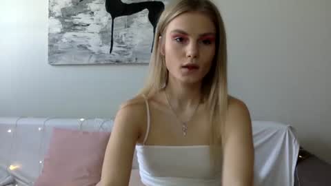 1_barbie_ Chaturbate show on 20211019