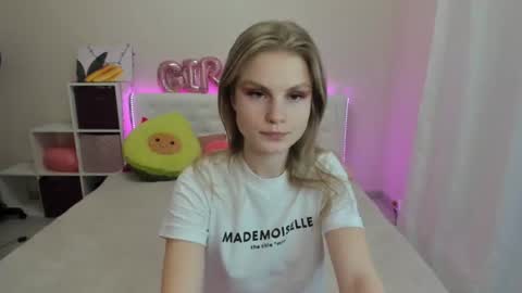 1_barbie_doll Chaturbate show on 20211221