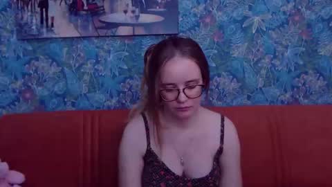 1sweetjoly Chaturbate show on 20211202