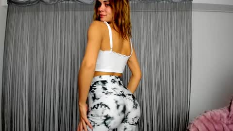 20mellty Chaturbate show on 20211107