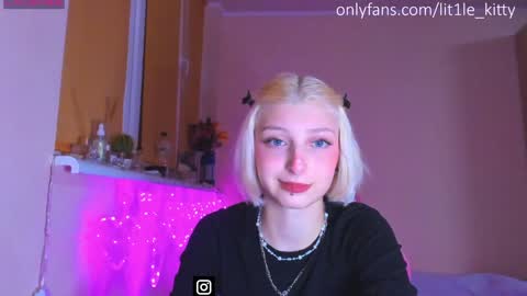 lit1le_kitty_ Chaturbate show on 20230110