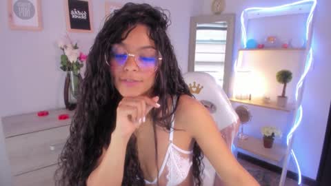 lm_kloeeh Chaturbate show on 20220407