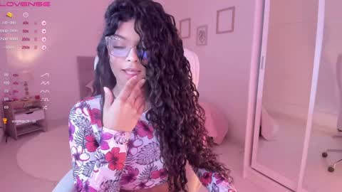 lm_kloeeh Chaturbate show on 20230126